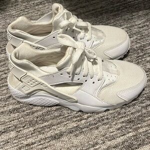 Nike Hurache sneakers